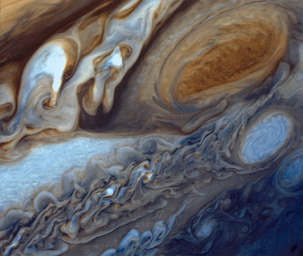 写真:木星表面の大赤斑