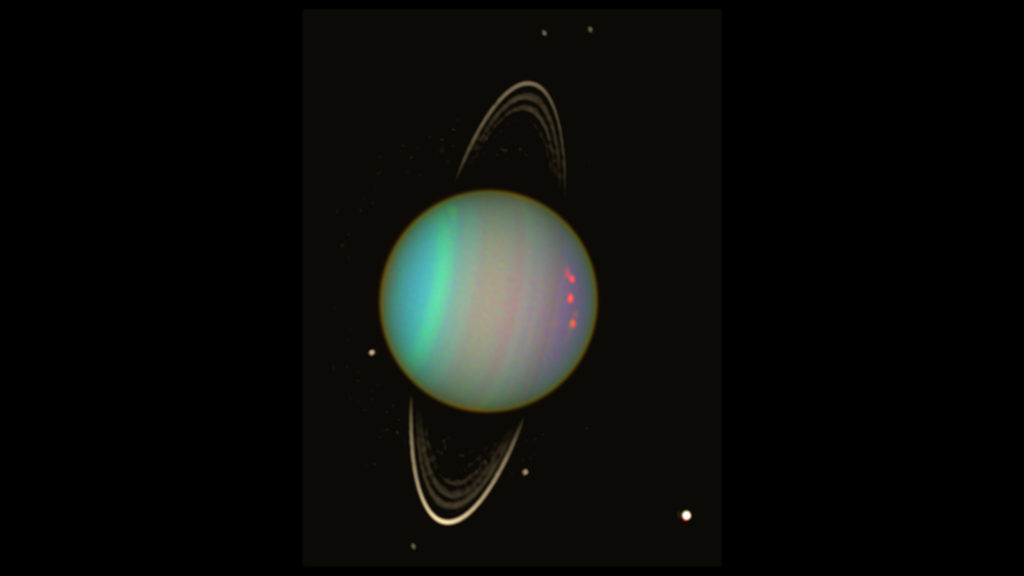写真:少しカラフルに映っている天王星