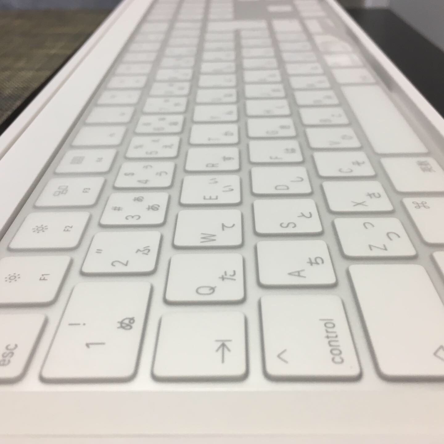 iMacのキーボード　日本語テンキー付きモデル