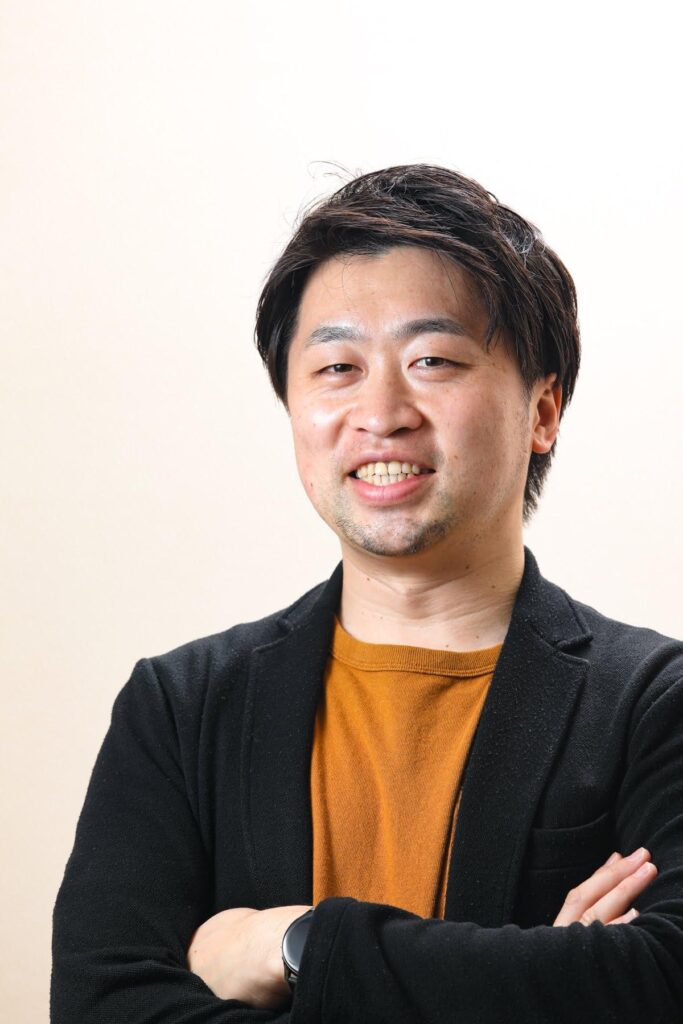プロフィール写真：両角達平さん
