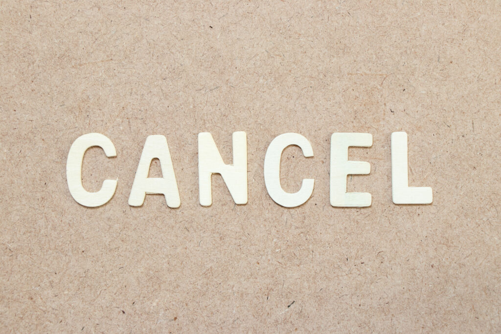 写真：Cancelの文字
